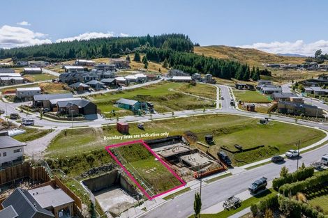 Photo of property in 84 Kirimoko Crescent, Wanaka, 9305