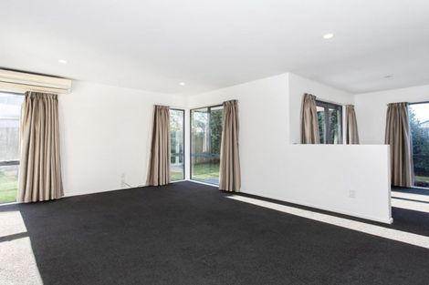 Photo of property in 137 Kotuku Crescent, Woolston, Christchurch, 8023