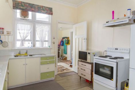 Photo of property in 52 Barraud Street, Dannevirke, 4930