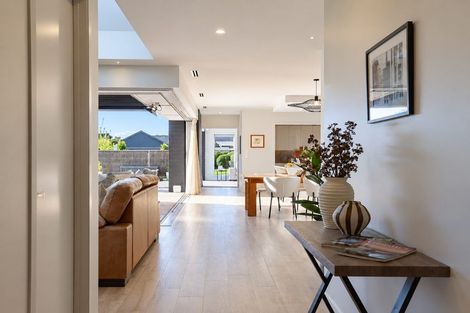 Photo of property in 2/50 Roto O Rangi Road, Leamington, Cambridge, 3432