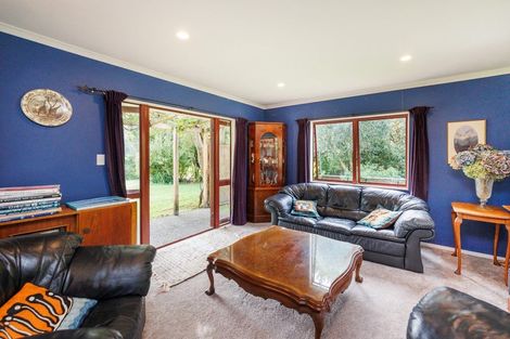 Photo of property in 220 Valley Views, Fitzherbert, Palmerston North, 4472