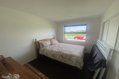 Photo of property in 124 Northbrook Road, Rangiora, 7400