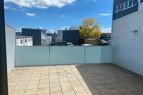 Photo of property in 8d Macaulay Street, Eden Terrace, Auckland, 1021