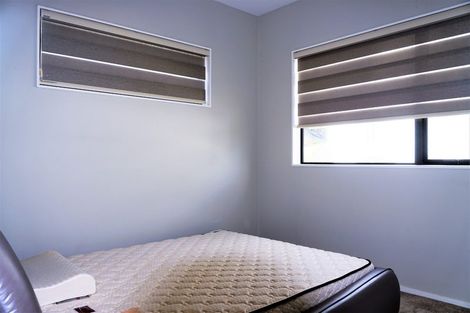 Photo of property in 83a Lake Road, Northcote, Auckland, 0627