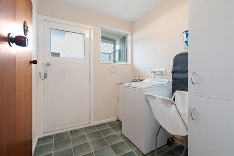 Photo of property in 29a Salford Avenue, Redwood, Christchurch, 8051