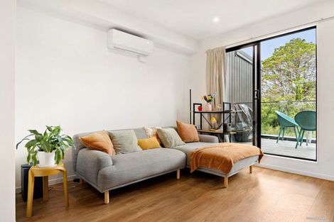 Photo of property in 19/26 Springvale Drive, Fairview Heights, Auckland, 0632