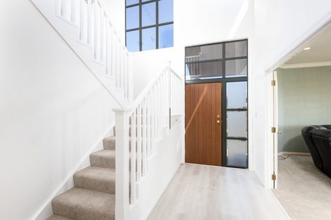 Photo of property in 87 Eliot Street, New Plymouth, 4310