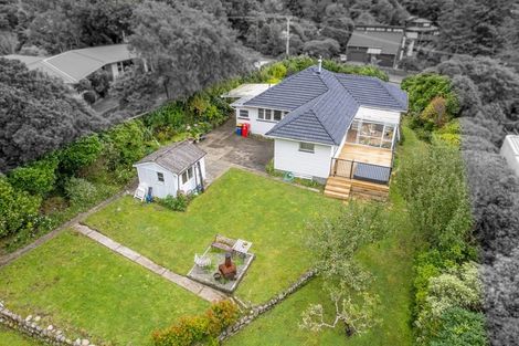 Photo of property in 489 Stokes Valley Road, Stokes Valley, Lower Hutt, 5019