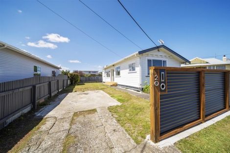 Photo of property in 20 Argyle Street, Kew, Invercargill, 9812