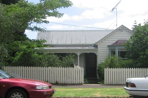 Photo of property in 5 Domain Street, Devonport, Auckland, 0624