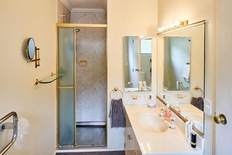 Photo of property in 2 Lady Bell Grove, Lowry Bay, Lower Hutt, 5013