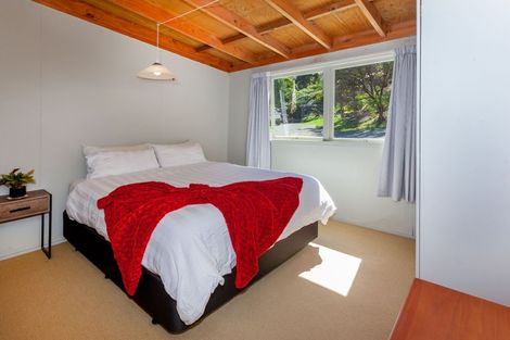 Photo of property in 9 James Street, Coromandel, 3506