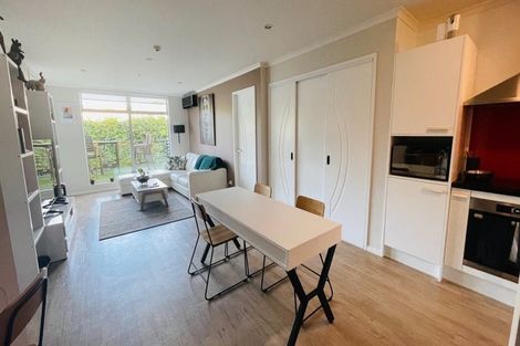 Photo of property in Norfolk Apartments, 105/19 Bute Road, Browns Bay, Auckland, 0630