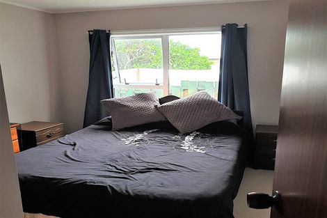 Photo of property in 1 Belgium Street, Waiuku, 2123