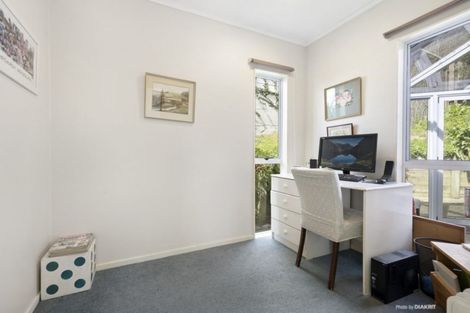 Photo of property in 96 Wadestown Road, Wadestown, Wellington, 6012