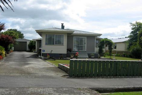 Photo of property in 40 Tararua Street, Pahiatua, 4910