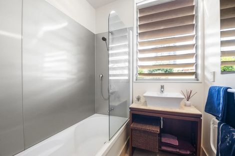 Photo of property in Habitat Apartments, 10/31 Byron Avenue, Takapuna, Auckland, 0622