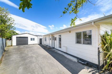 Photo of property in 36 Acacia Street, Kelvin Grove, Palmerston North, 4414