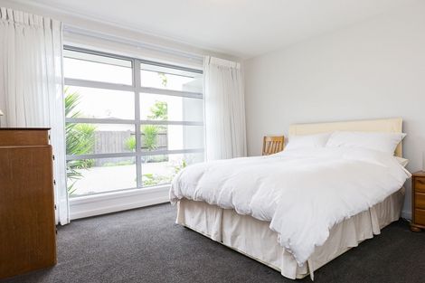Photo of property in 185 Te Awe Awe Street, Hokowhitu, Palmerston North, 4410