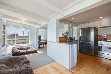 Photo of property in 30 Holton Road, Amberley, 7481