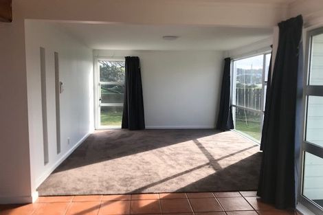 Photo of property in 2/163 Rongotai Road, Rongotai, Wellington, 6022