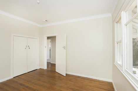 Photo of property in 17 De Lautour Road, Kaiti, Gisborne, 4010