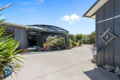 Photo of property in 46 Kent Avenue, Waitarere Beach, Levin, 5510