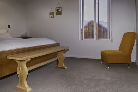 Photo of property in 8 Pisa Moorings Road, Mount Pisa, Cromwell, 9383