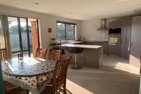 Photo of property in 111 Doncaster Drive, Papamoa Beach, Papamoa, 3118