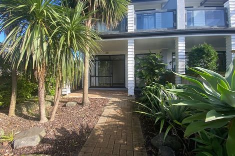 Photo of property in 66/2 Armoy Drive, East Tamaki, Auckland, 2016