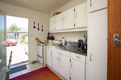 Photo of property in 15 Golf Road, Tahunanui, Nelson, 7011