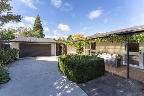 Photo of property in 32 Roberta Drive, Somerfield, Christchurch, 8024