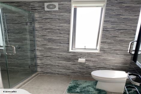 Photo of property in 2/31 Kenderdine Road, Papatoetoe, Auckland, 2025