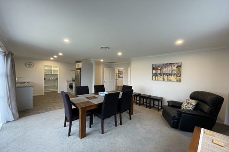 Photo of property in 28 Magnolia Crescent, Tawhero, Whanganui, 4501