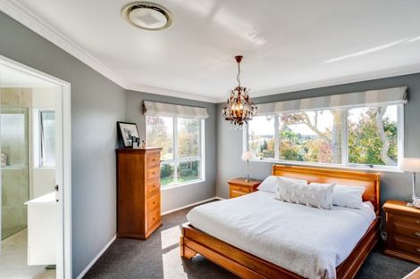 Photo of property in 56 Mcelwee Street, Jervoistown, Napier, 4112