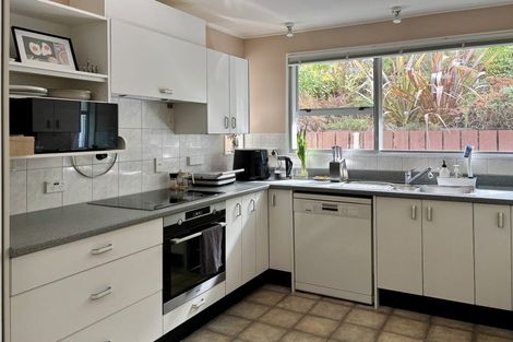 Photo of property in 11 Malaghan Grove, Johnsonville, Wellington, 6037