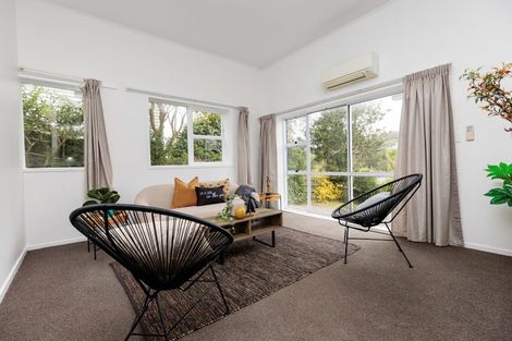 Photo of property in 14 Angell Street, Johnsonville, Wellington, 6037