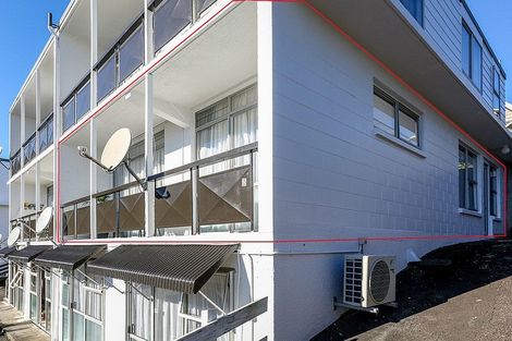 Photo of property in 8/75 Carrington Street, Lower Vogeltown, New Plymouth, 4310