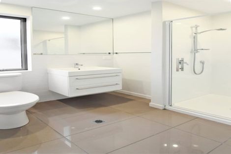 Photo of property in 2 Stone Street, Miramar, Wellington, 6022