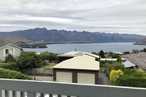 Photo of property in 36b Avalon Crescent, Fernhill, Queenstown, 9300
