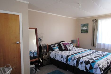 Photo of property in 14 Tavistock Street, Westown, New Plymouth, 4310