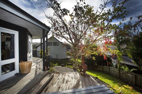 Photo of property in 124 Tirohanga Drive, Whangamata, 3620