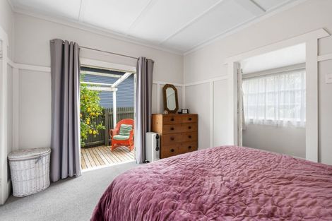 Photo of property in 2 Kent Road, Regent, Whangarei, 0112