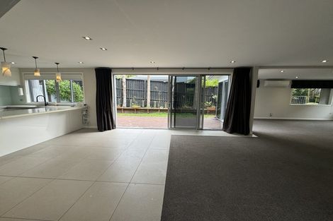 Photo of property in 2/6 Sandford Street, Campbells Bay, Auckland, 0630