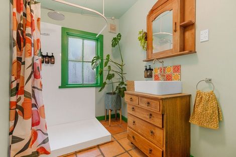 Photo of property in 54 Dublin Street, Martinborough, 5711