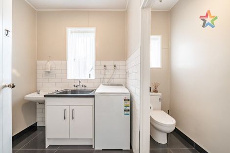 Photo of property in 16 Marina Grove, Hutt Central, Lower Hutt, 5010