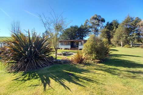 Photo of property in 4948 Puketitiri Road, Puketitiri, Napier, 4184