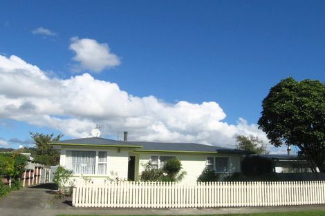 Photo of property in 3 Bonnie Glen Crescent, Ebdentown, Upper Hutt, 5018