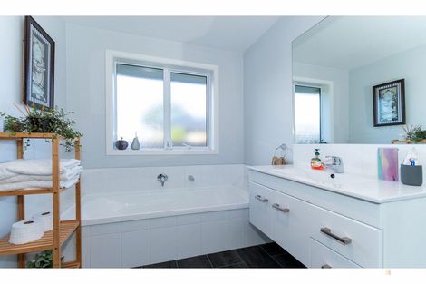 Photo of property in 78a Cox Street, Geraldine, 7930