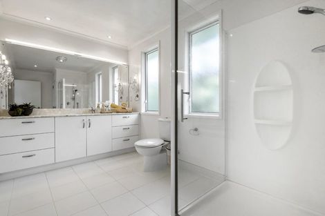 Photo of property in 47 English Oak Drive, Schnapper Rock, Auckland, 0632